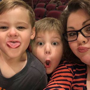 Meet your Posher, Valeria